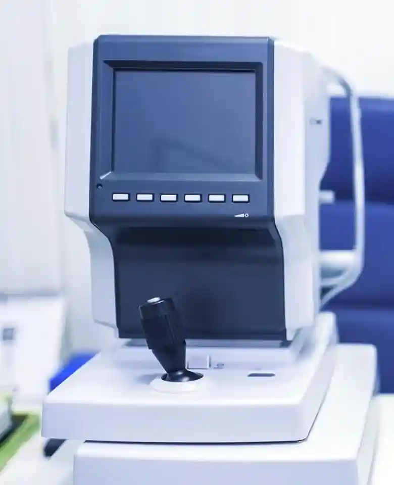 computer-diagnostics-of-vision-choice-of-glasses-2021-08-26-16-26-36-utc-8805638_11zon-6748828